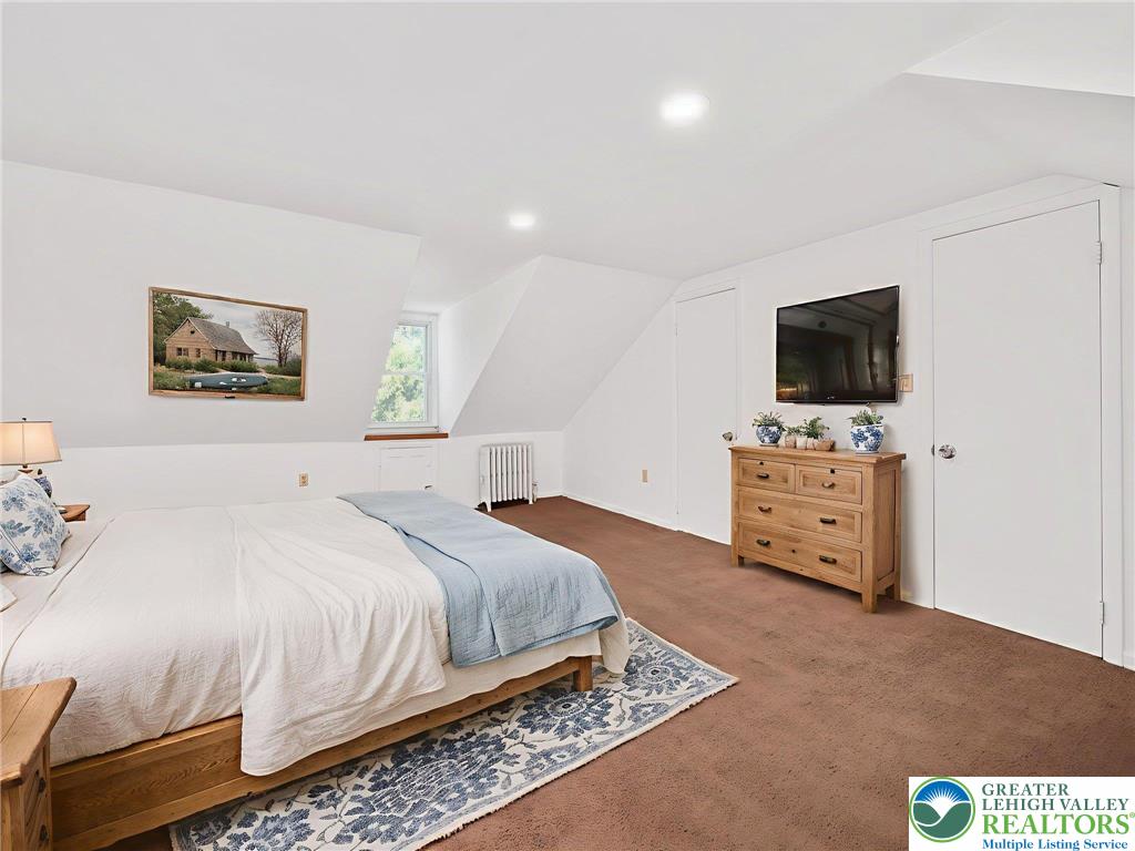 Allentown City, Pennsylvania 18102, United States, 3 Bedrooms Bedrooms, ,2 BathroomsBathrooms,Residential,Pending,198099