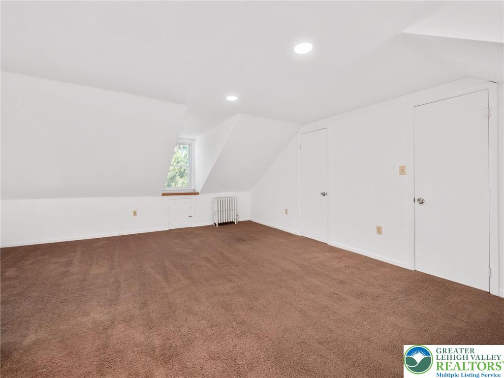 Allentown City, Pennsylvania 18102, United States, 3 Bedrooms Bedrooms, ,2 BathroomsBathrooms,Residential,Pending,198099