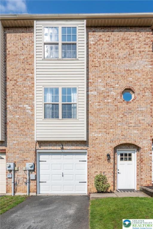 Alburtis Boro, Pennsylvania 18011, United States, 3 Bedrooms Bedrooms, ,3 BathroomsBathrooms,Residential,Active,151227