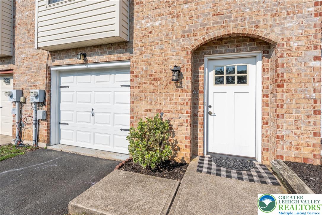 Alburtis Boro, Pennsylvania 18011, United States, 3 Bedrooms Bedrooms, ,3 BathroomsBathrooms,Residential,Active,151227