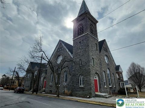 Photo of 429 Walnut Street #1, Catasauqua Boro, PA 18032 (MLS # 765862) Photo of 429 Walnut Street #1, Catasauqua Boro, PA 18032 (MLS # 765862)