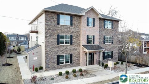 Photo of 1513 Maple Street #101, Bethlehem, PA 18017 (MLS # 767965)