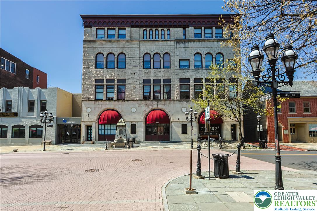535 Main Street 12