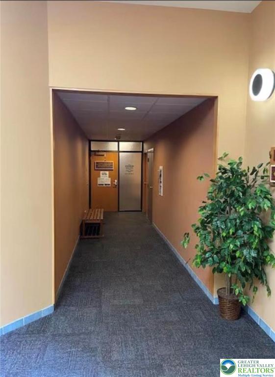 940 N New Street 121