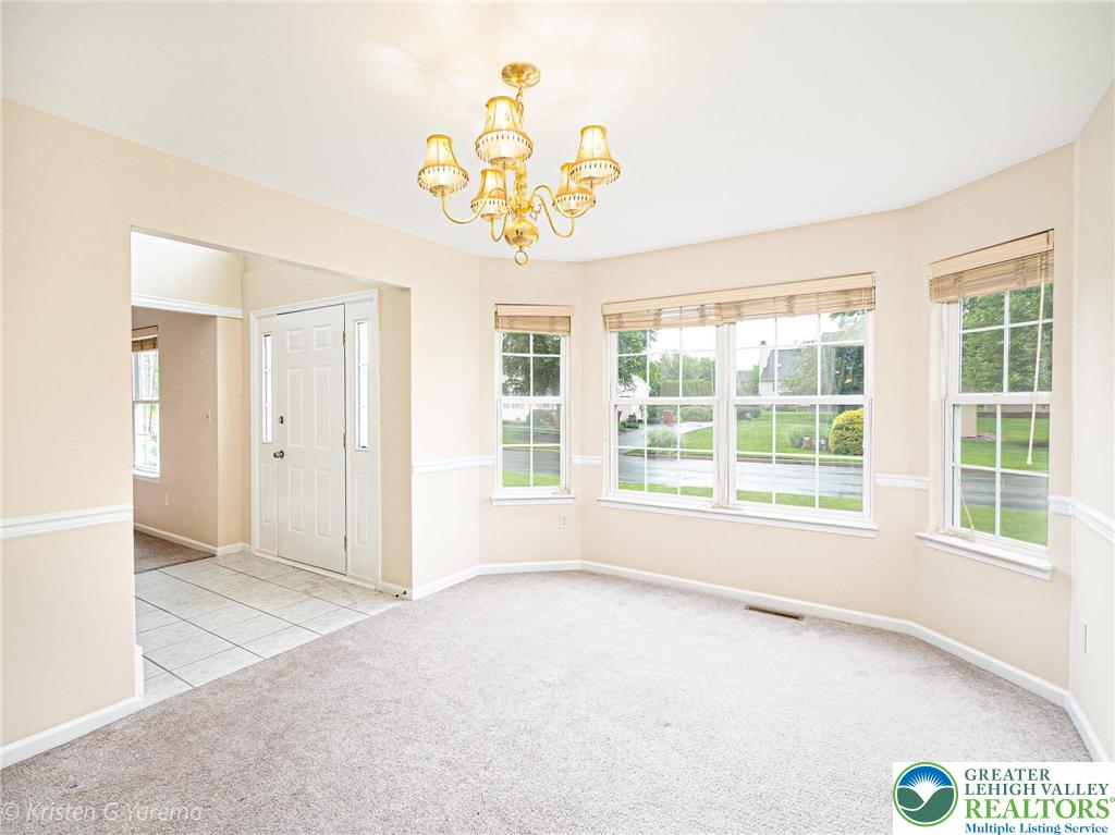 Forks Twp, Pennsylvania 18040, United States, 4 Bedrooms Bedrooms, ,3 BathroomsBathrooms,Residential,Active,151238