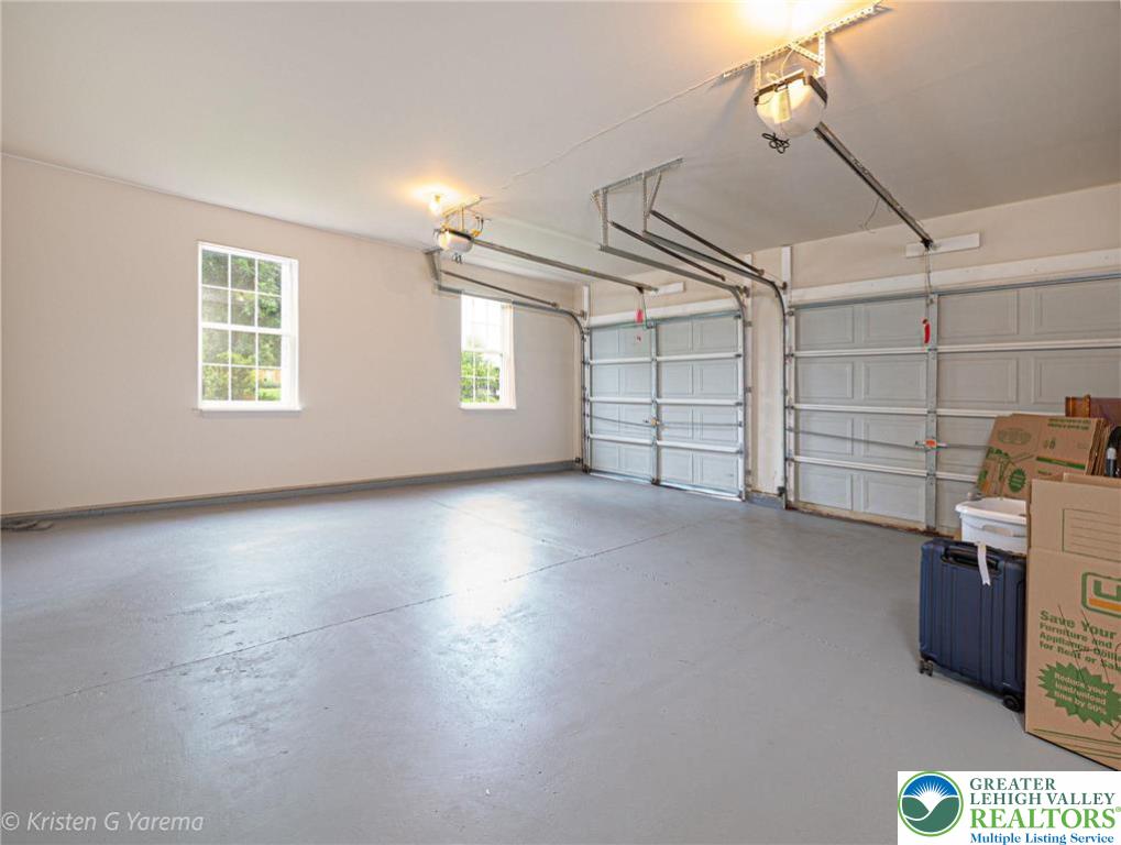 Forks Twp, Pennsylvania 18040, United States, 4 Bedrooms Bedrooms, ,3 BathroomsBathrooms,Residential,Active,151238