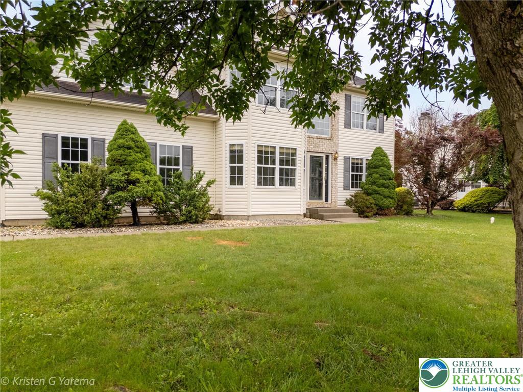 Forks Twp, Pennsylvania 18040, United States, 4 Bedrooms Bedrooms, ,3 BathroomsBathrooms,Residential,Active,151238