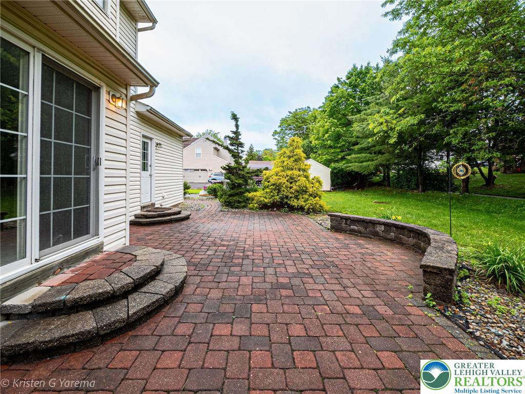 Forks Twp, Pennsylvania 18040, United States, 4 Bedrooms Bedrooms, ,3 BathroomsBathrooms,Residential,Active,151238