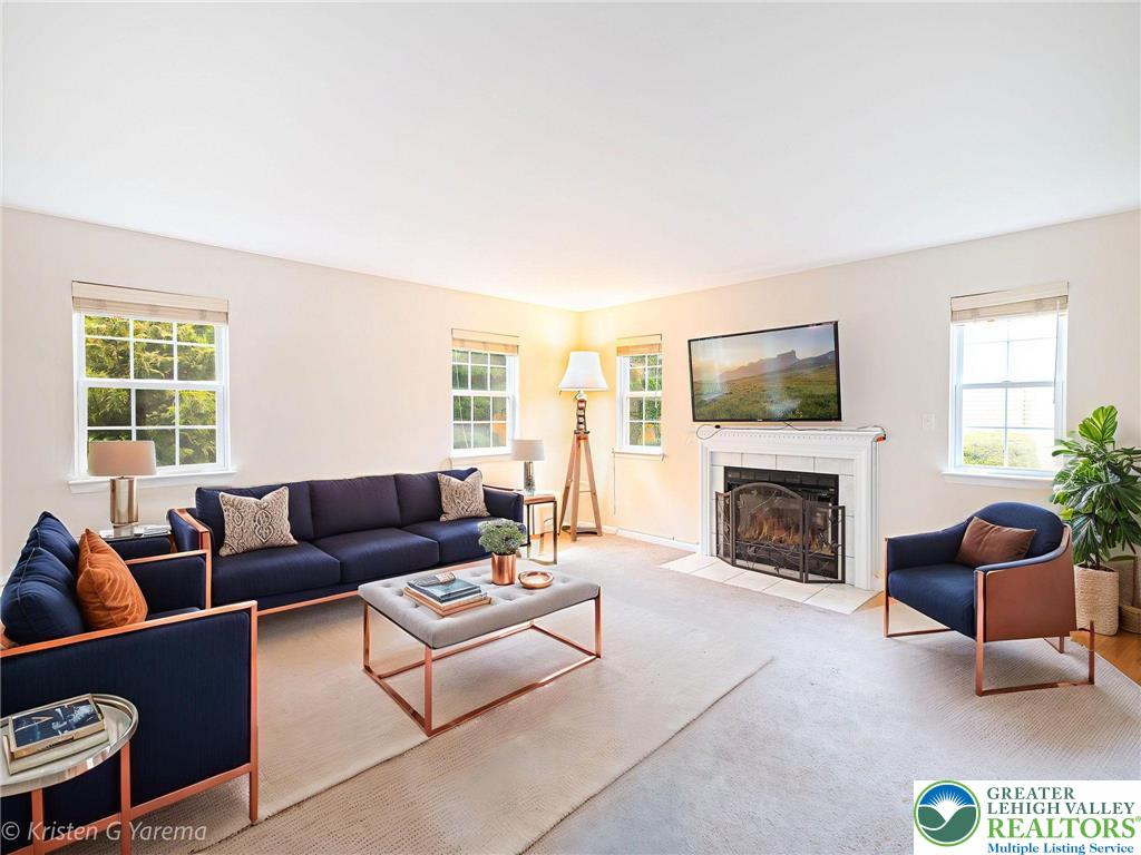 Forks Twp, Pennsylvania 18040, United States, 4 Bedrooms Bedrooms, ,3 BathroomsBathrooms,Residential,Active,151238