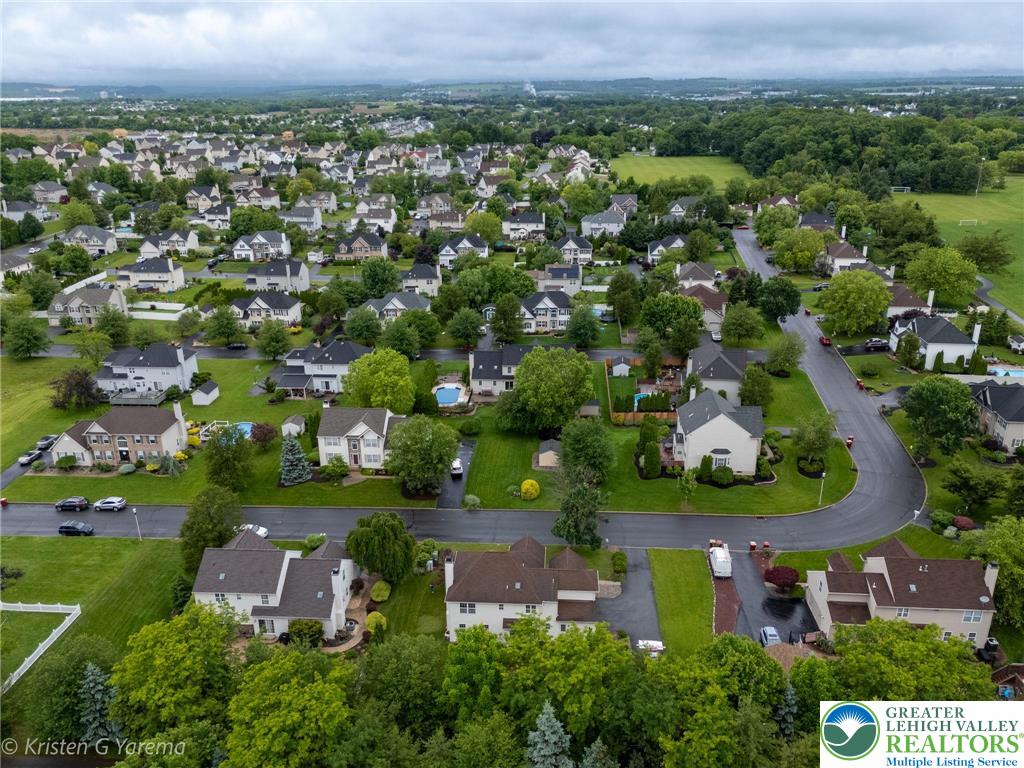 Forks Twp, Pennsylvania 18040, United States, 4 Bedrooms Bedrooms, ,3 BathroomsBathrooms,Residential,Active,151238