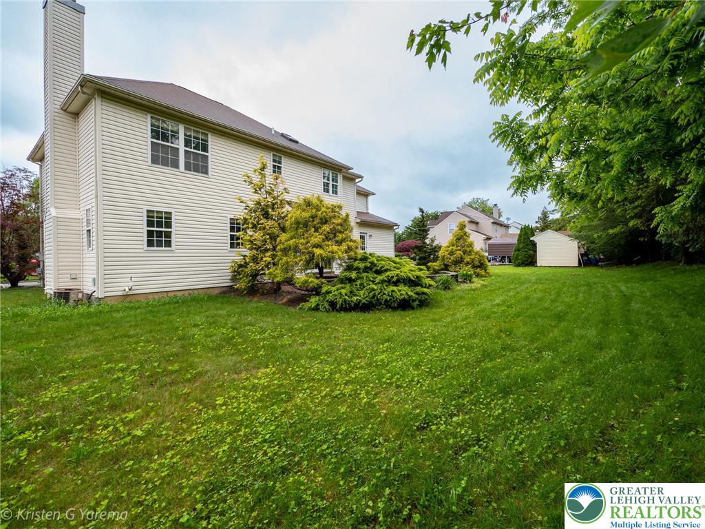 Forks Twp, Pennsylvania 18040, United States, 4 Bedrooms Bedrooms, ,3 BathroomsBathrooms,Residential,Active,151238