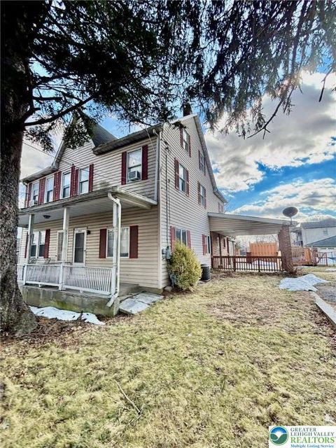 Photo of 512 Walnut Street, Nazareth Boro, PA 18064 (MLS # 772266)