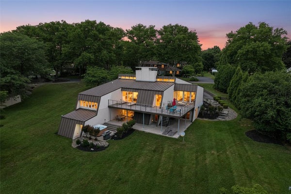 80 SUTTON PL, PALMER TWP, PA 18045 - Image d88407942c04c60e4da5d79624b2ee2a/4141659080