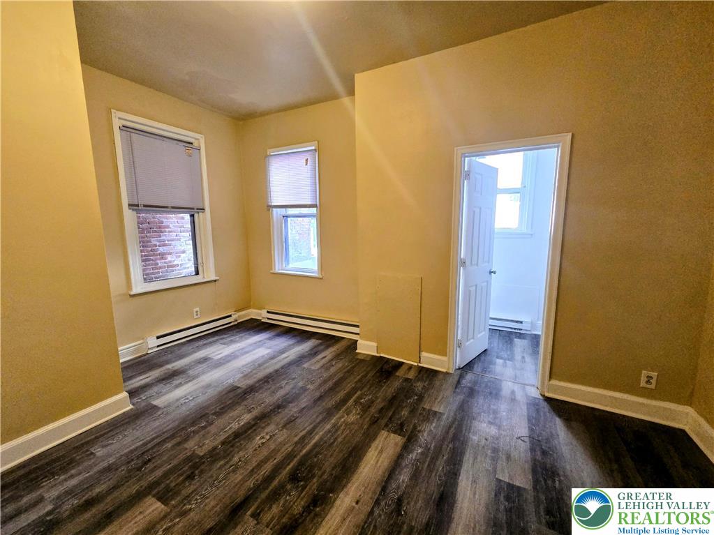 42 N 8 TH Street 1R
