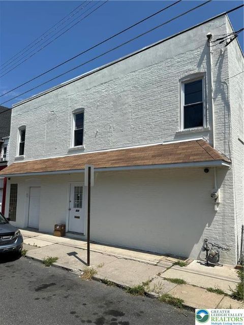 Photo of 637 N Lumber Street, Allentown, PA 18102 (MLS # 763422) Photo of 637 N Lumber Street, Allentown, PA 18102 (MLS # 763422)
