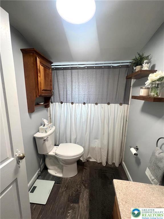 Whitehall Twp, Pennsylvania 18052, United States, 7 Bedrooms Bedrooms, ,4 BathroomsBathrooms,Residential,Pending,205459