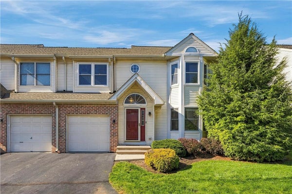 212 RIDINGS CIR, MACUNGIE, PA 18062 - Image db1cb7d131148fc6dc1e1952be1e523e/1237349366
