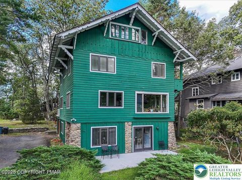 Photo of 119 Falls Drive, Barrett Twp, PA 18323 (MLS # 775864)