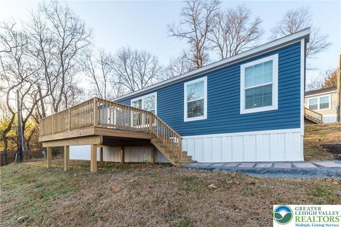 Photo of 465 Royal Manor Road #LOT 6, Williams Twp, PA 18042 (MLS # 768683)