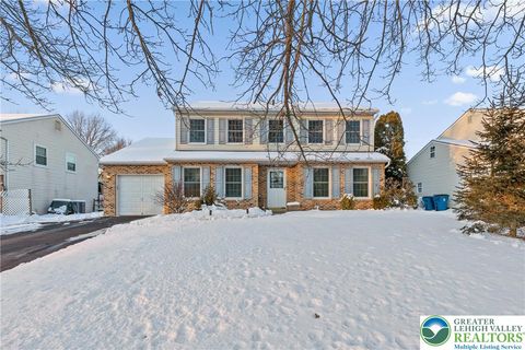 Homes For Sale - 104 Sacramento Drive<br/> Richland, PA 18951