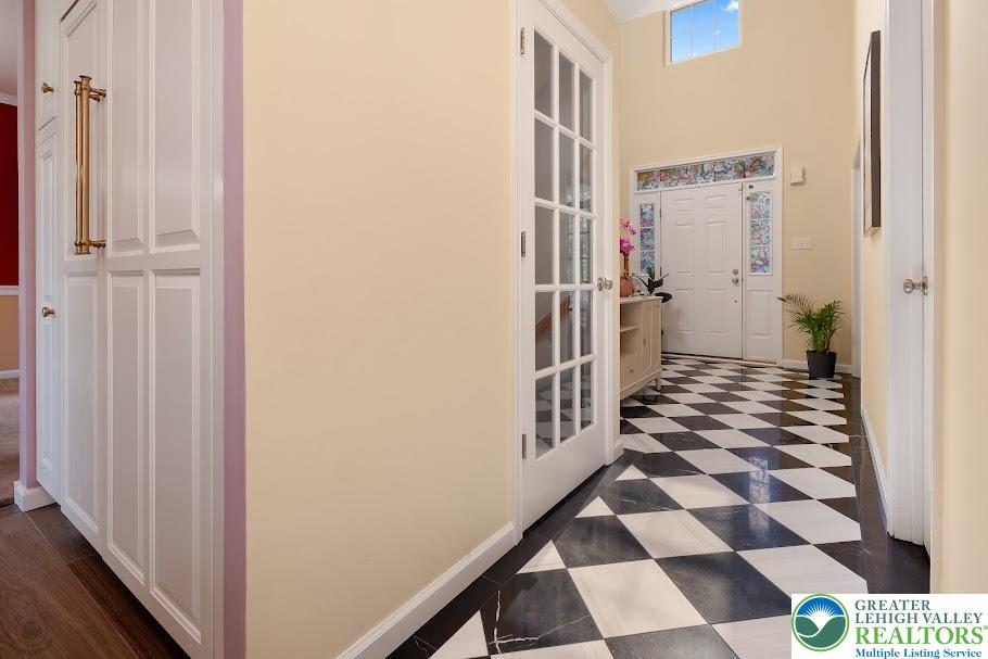 Upper Macungie Twp, Pennsylvania 18031, United States, 4 Bedrooms Bedrooms, ,4 BathroomsBathrooms,Residential,Pending,153458