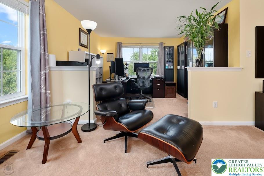 Upper Macungie Twp, Pennsylvania 18031, United States, 4 Bedrooms Bedrooms, ,4 BathroomsBathrooms,Residential,Pending,153458