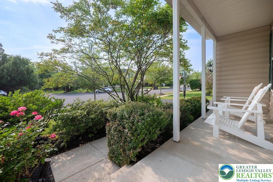 Upper Macungie Twp, Pennsylvania 18031, United States, 4 Bedrooms Bedrooms, ,4 BathroomsBathrooms,Residential,Pending,153458