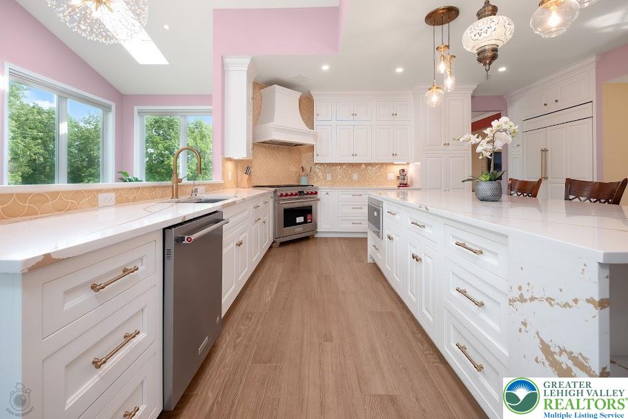 Upper Macungie Twp, Pennsylvania 18031, United States, 4 Bedrooms Bedrooms, ,4 BathroomsBathrooms,Residential,Pending,153458