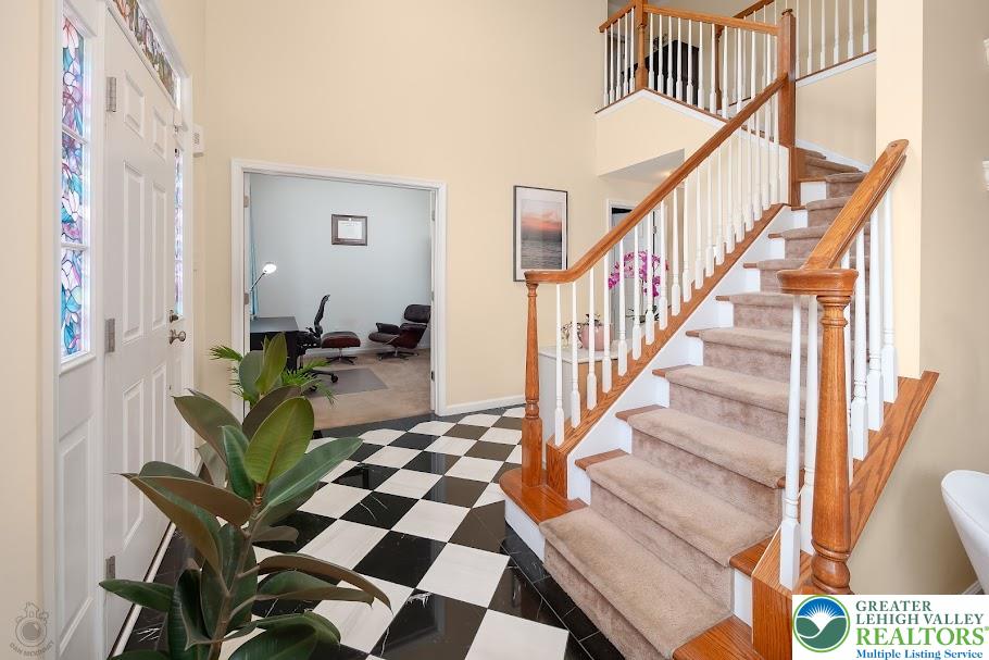 Upper Macungie Twp, Pennsylvania 18031, United States, 4 Bedrooms Bedrooms, ,4 BathroomsBathrooms,Residential,Pending,153458