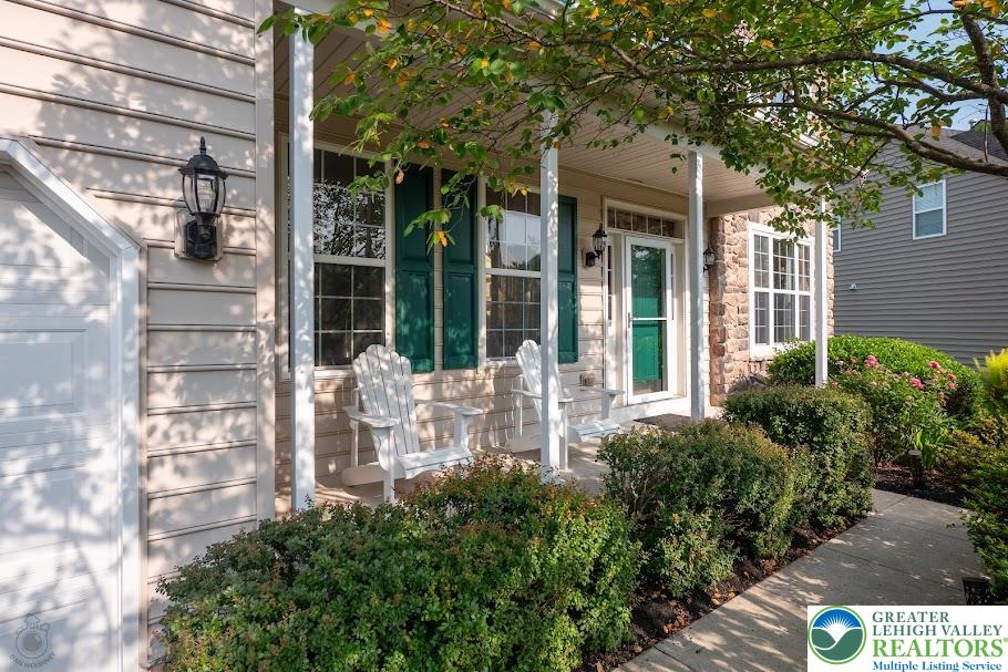 Upper Macungie Twp, Pennsylvania 18031, United States, 4 Bedrooms Bedrooms, ,4 BathroomsBathrooms,Residential,Pending,153458