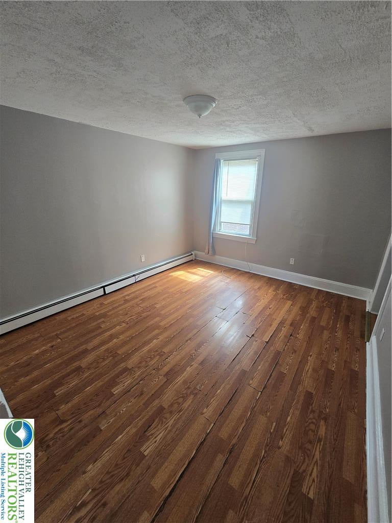 934 Ferry Street 2F