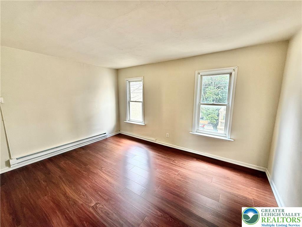 Allentown City, Pennsylvania 18102, United States, 3 Bedrooms Bedrooms, ,1 BathroomBathrooms,Residential,Active,179742