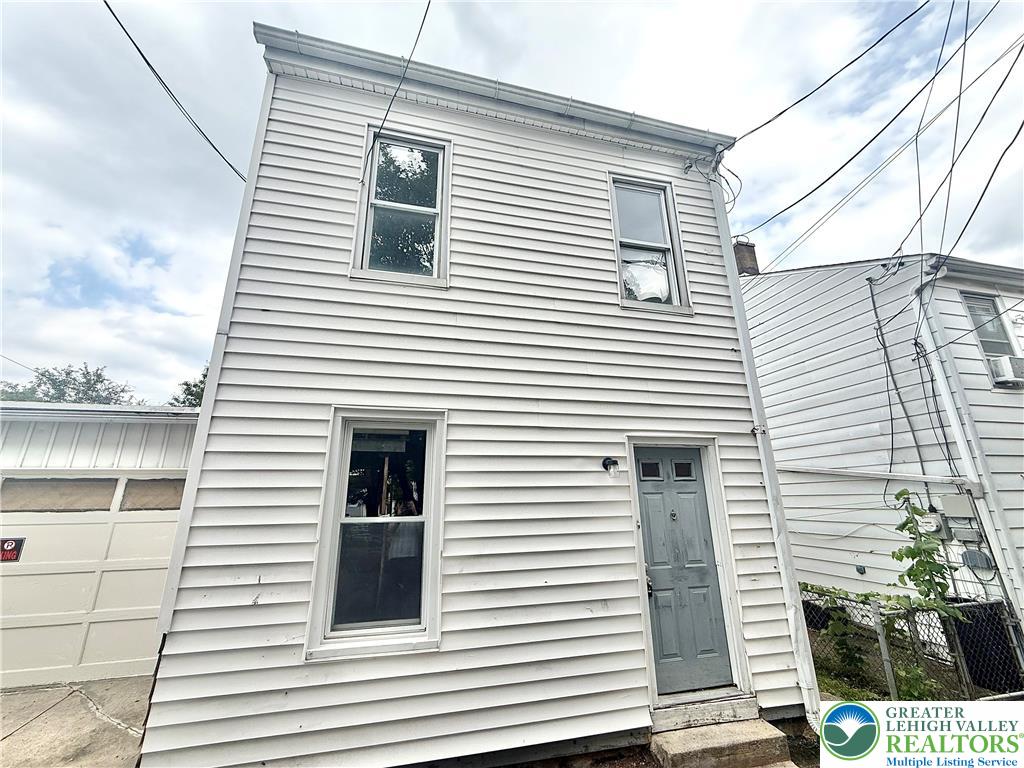 Allentown City, Pennsylvania 18102, United States, 3 Bedrooms Bedrooms, ,1 BathroomBathrooms,Residential,Active,179742