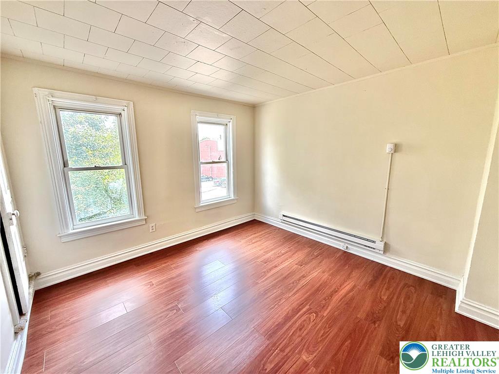 Allentown City, Pennsylvania 18102, United States, 3 Bedrooms Bedrooms, ,1 BathroomBathrooms,Residential,Active,179742