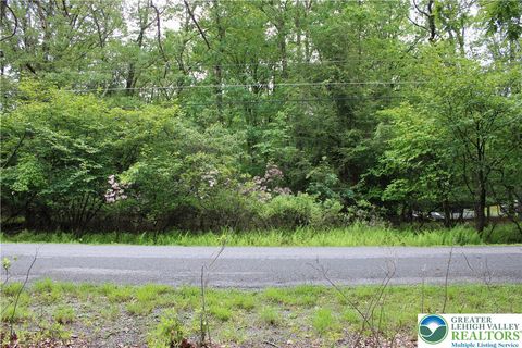 Photo of 135 Rosewood Drive, Penn Forest Twp, PA 18229 (MLS # 759090) Photo of 135 Rosewood Drive, Penn Forest Twp, PA 18229 (MLS # 759090)