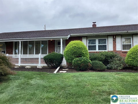 Photo for 4424 Elm Drive