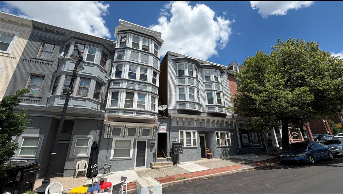607 Northampton Street