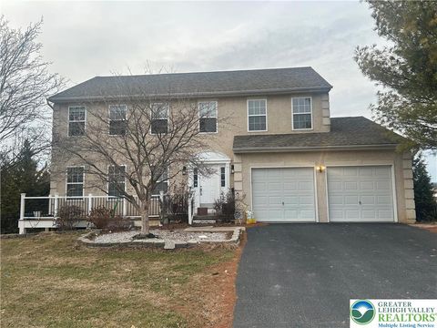 Photo of 211 McNair Circle, Allen Twp, PA 18067 (MLS # 769396)