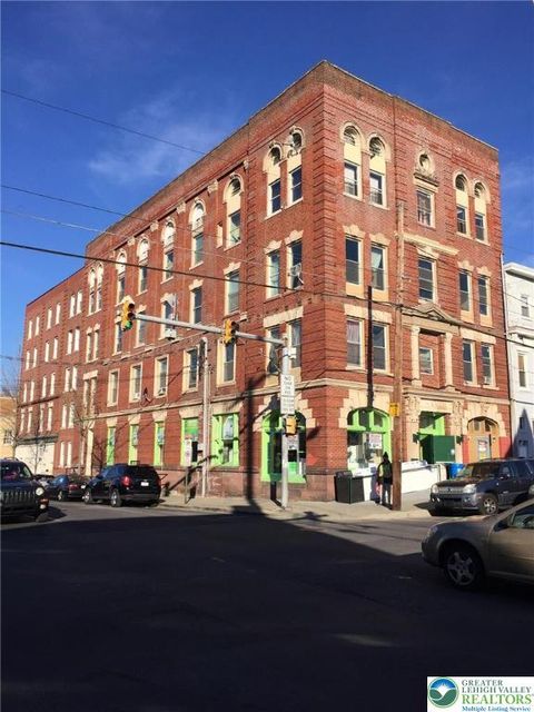 Photo of 402 Ridge Avenue #4A, Allentown, PA 18102 (MLS # 764544) Photo of 402 Ridge Avenue #4A, Allentown, PA 18102 (MLS # 764544)