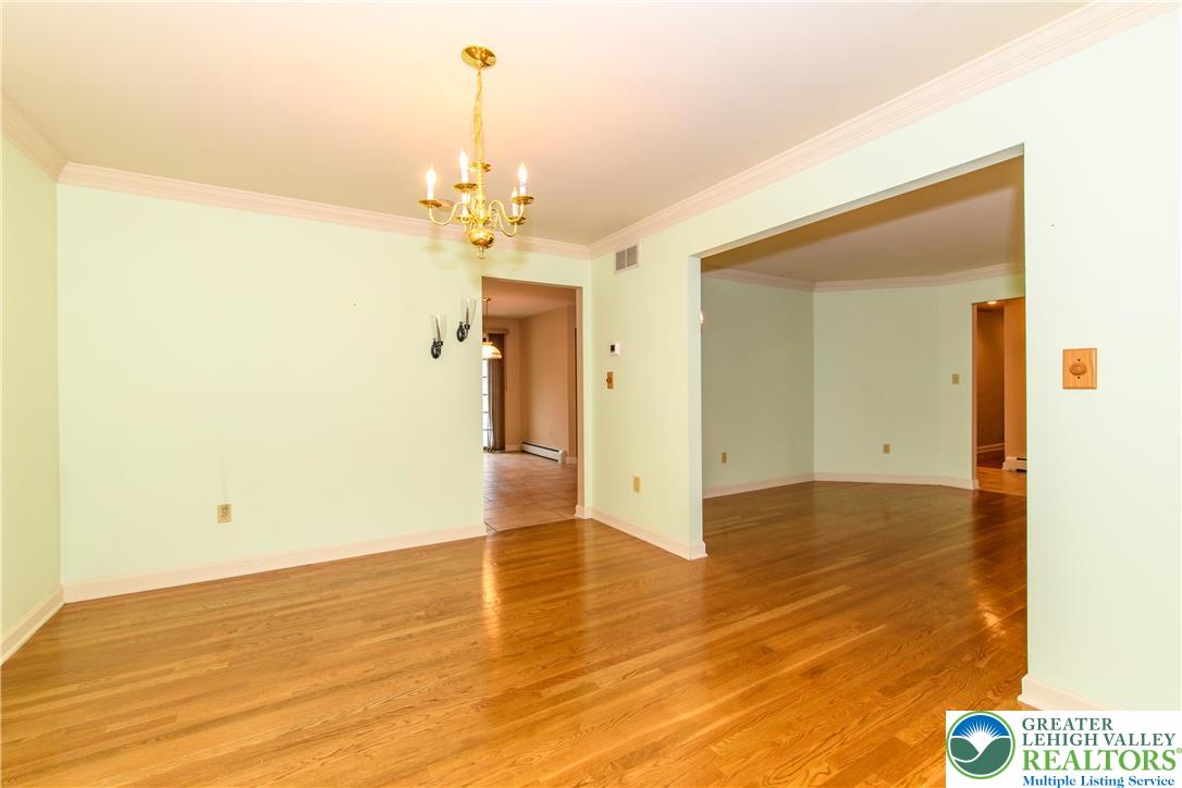 Hanover Twp, Pennsylvania 18017, United States, 4 Bedrooms Bedrooms, ,4 BathroomsBathrooms,Residential,Active,152390