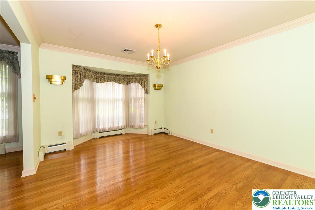 Hanover Twp, Pennsylvania 18017, United States, 4 Bedrooms Bedrooms, ,4 BathroomsBathrooms,Residential,Active,152390