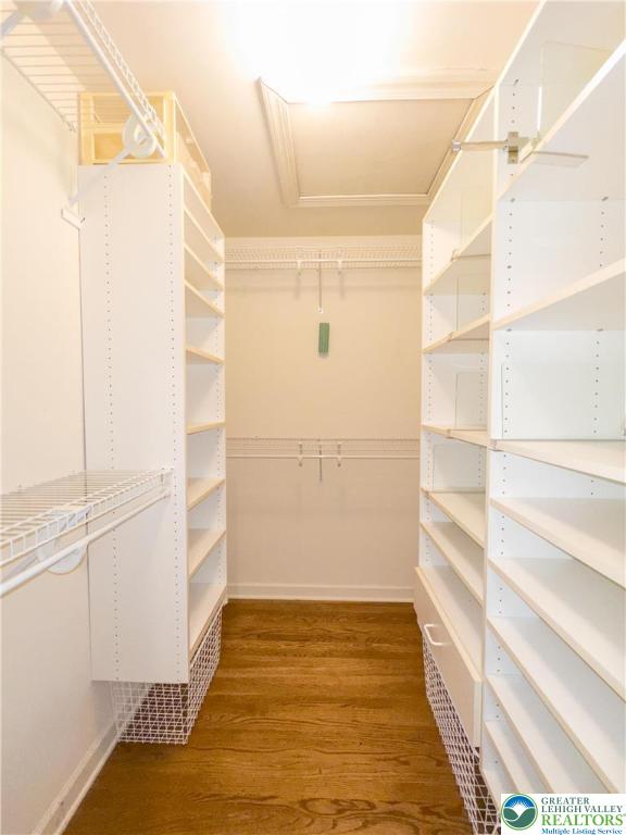 Hanover Twp, Pennsylvania 18017, United States, 4 Bedrooms Bedrooms, ,4 BathroomsBathrooms,Residential,Active,152390