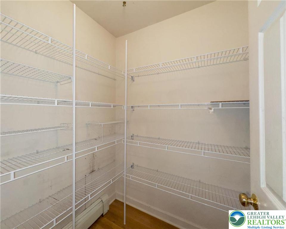 Hanover Twp, Pennsylvania 18017, United States, 4 Bedrooms Bedrooms, ,4 BathroomsBathrooms,Residential,Active,152390