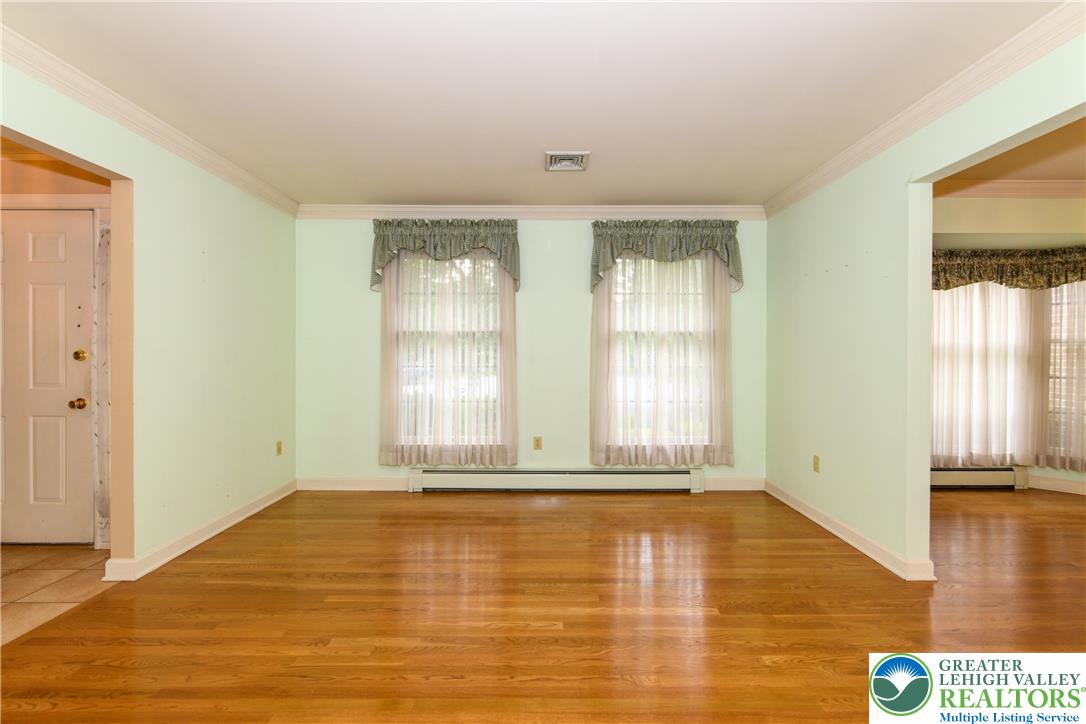 Hanover Twp, Pennsylvania 18017, United States, 4 Bedrooms Bedrooms, ,4 BathroomsBathrooms,Residential,Active,152390