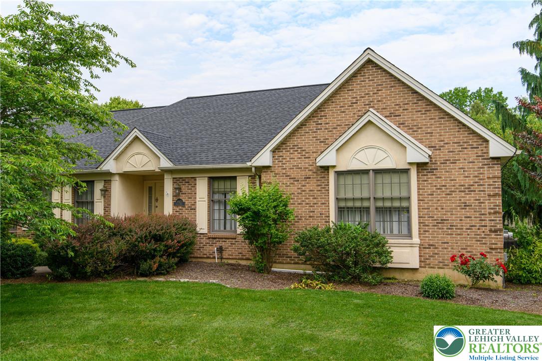 Hanover Twp, Pennsylvania 18017, United States, 4 Bedrooms Bedrooms, ,4 BathroomsBathrooms,Residential,Active,152390