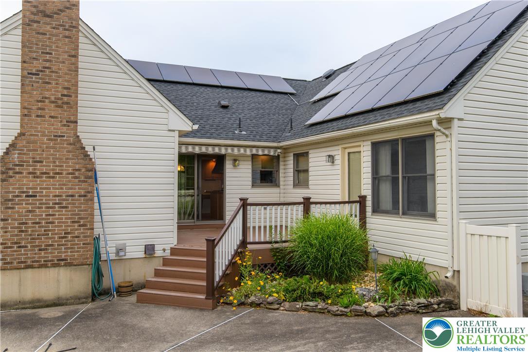 Hanover Twp, Pennsylvania 18017, United States, 4 Bedrooms Bedrooms, ,4 BathroomsBathrooms,Residential,Active,152390