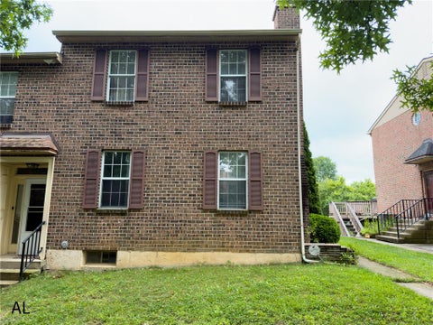 Townhouse For Sale - 1890 Redwood Drive<br/> Whitehall Twp, PA 18052