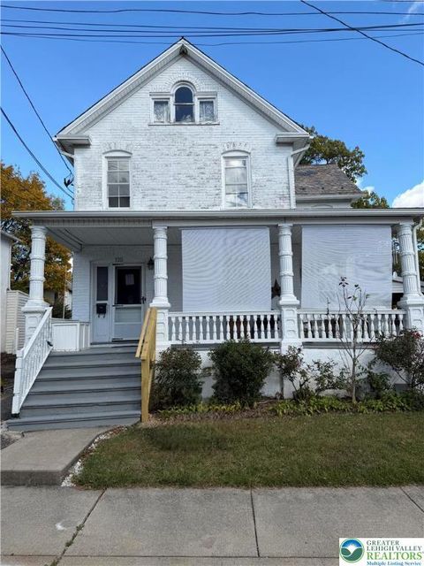 Photo of 125 Front Street #C, Roseto Boro, PA 18013 (MLS # 767029) Photo of 125 Front Street #C, Roseto Boro, PA 18013 (MLS # 767029)
