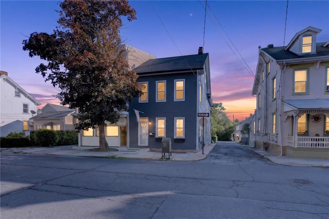 122 Front Street