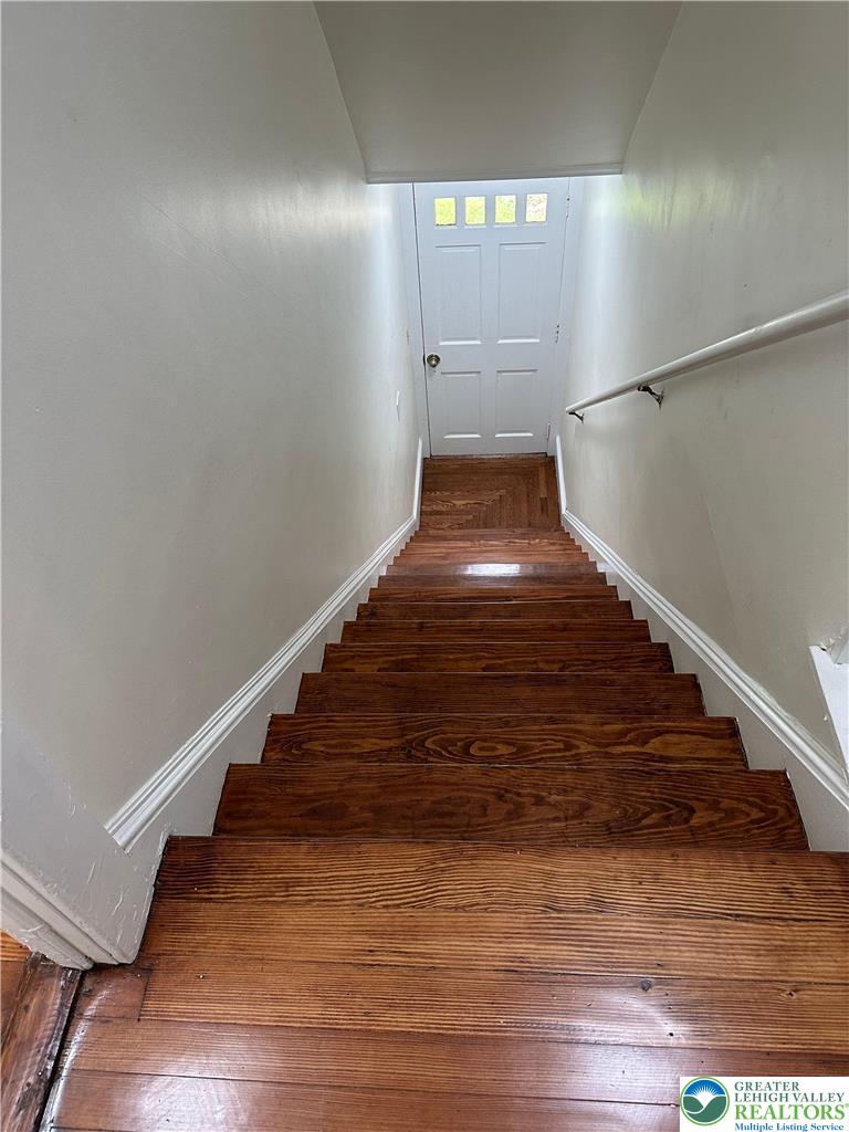 1722 W Market Street 2B